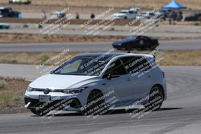 media/May-24-2025-Extreme Speed (Sat) [[067a6f0386]]/Silver Group/Turn 2 and 4/